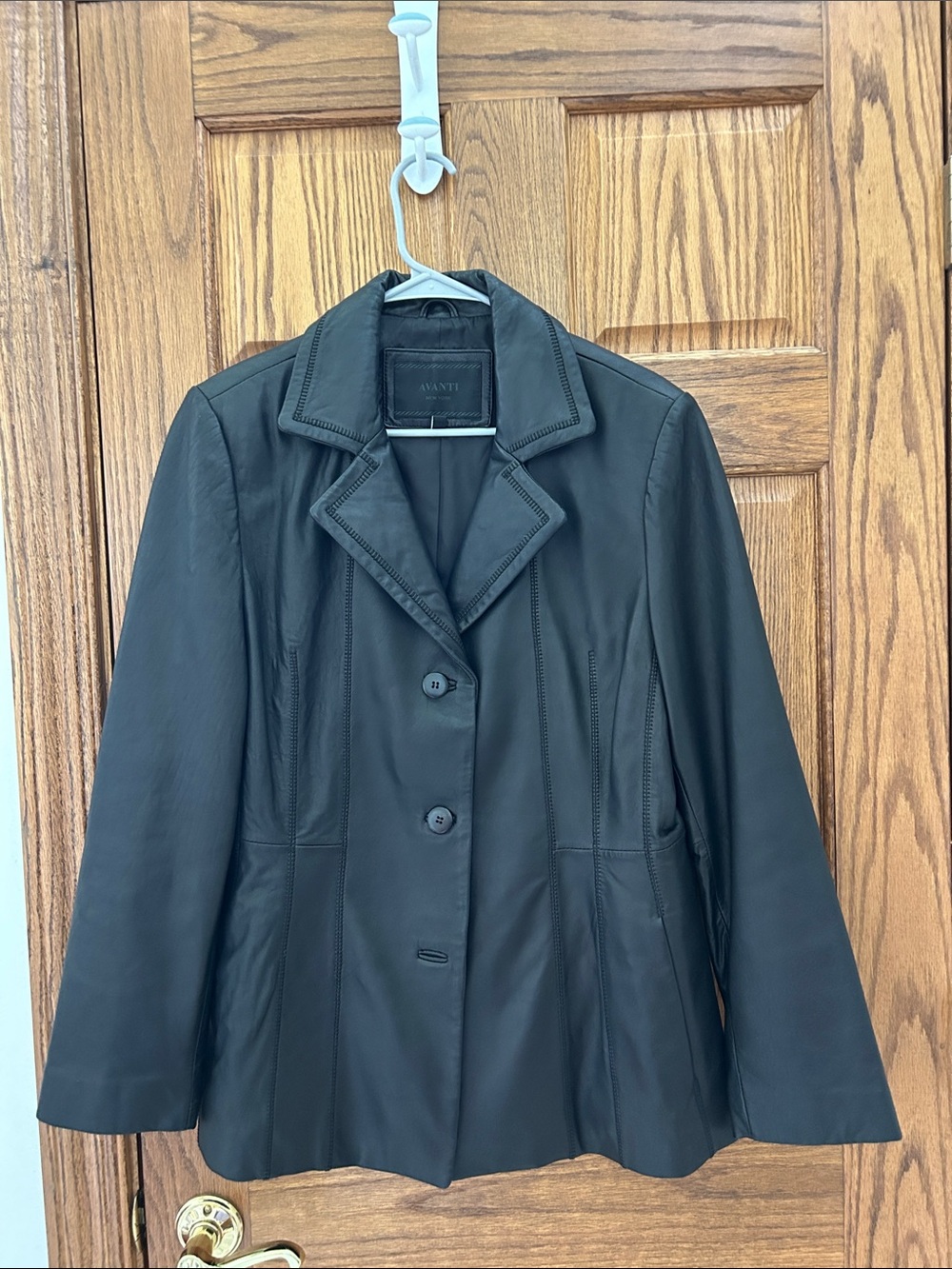 Avanti Black Leather Button-Front Women's Blazer Jacket